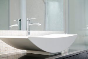 How to Choose Fixtures for Your Remodeled Bathroom