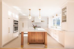How to Pick the Right Cabinets for Your New-Look Kitchen