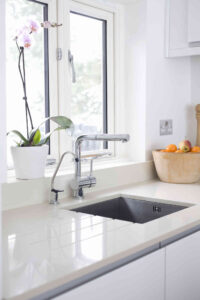 7 Benefits of a Hot Water Faucet In Your Kitchen
