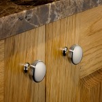 A Guide to Selecting the Right Cabinet Pulls and Knobs